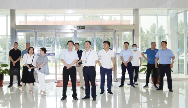 快訊|鄭州市二七區(qū)委副書記、區(qū)長虎榮鑫蒞臨河南花花牛乳業(yè)集團(tuán)調(diào)研 快訊|鄭州市二七區(qū)委副書記、區(qū)長虎榮鑫蒞臨河南花花牛乳業(yè)集團(tuán)調(diào)研